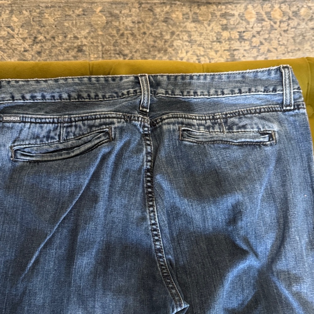 Women’s Cinch Lyden Jean size 32/13 regular Like New